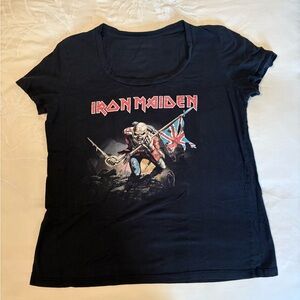 Hot Topic Black Iron Maiden Graphic Tee Metal